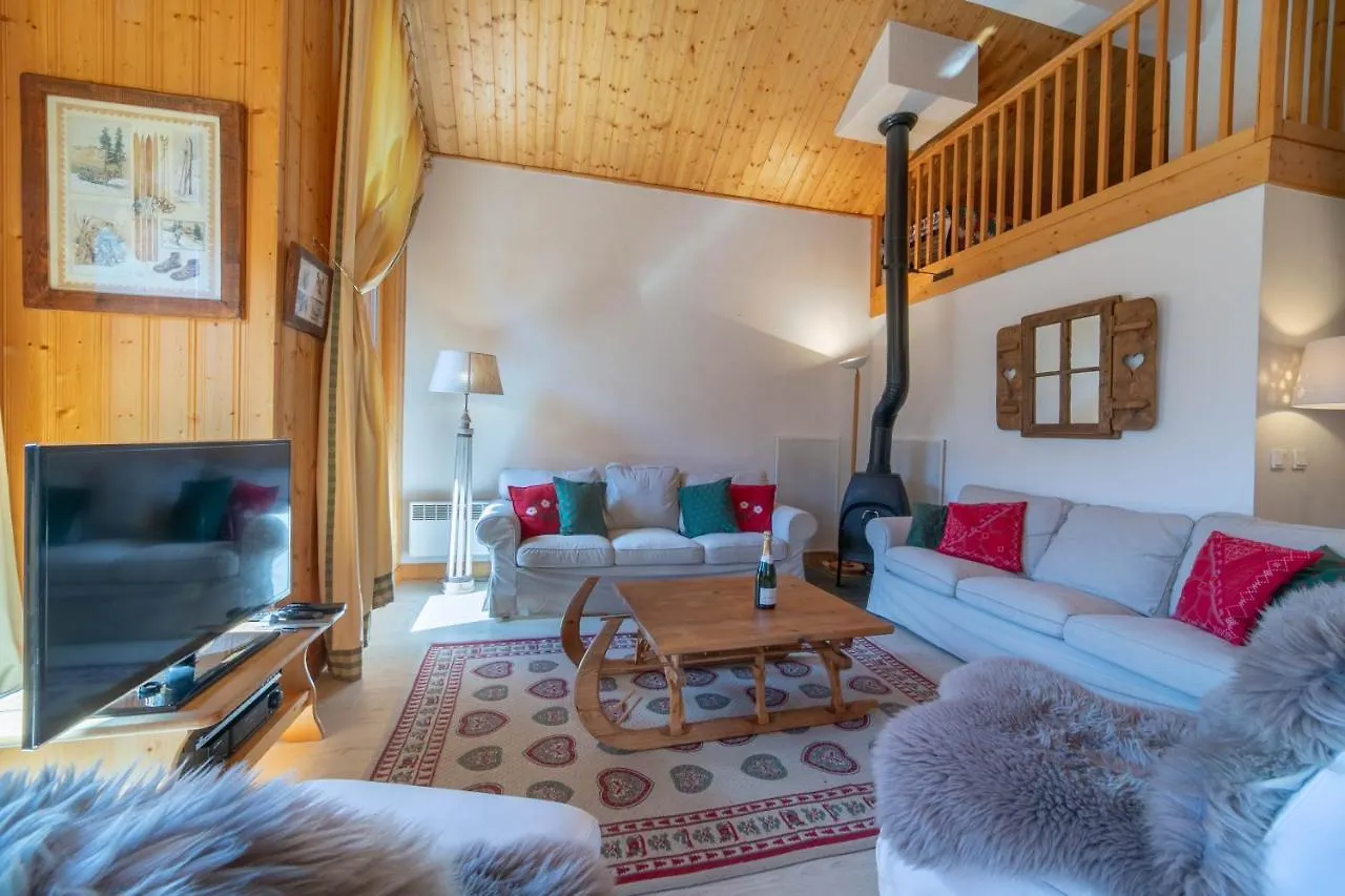Apartment Lachat Beautiful Penthouse In The Center Of Meribel Appartement With Services Les Allues